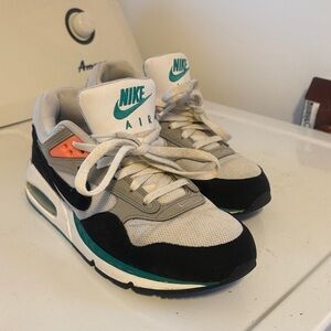 Nike Air Max Excee – Size 8.5